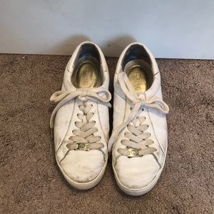 Micheal Kora white sneaker *worn*